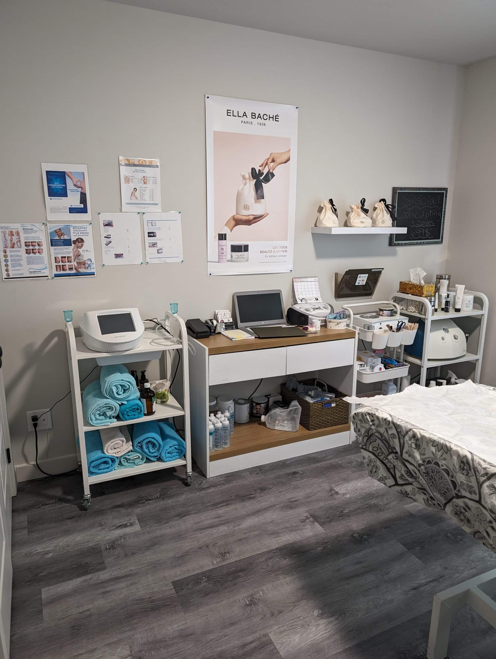 Salle de soins équipée chez Esthétique Céline à Sherbrooke